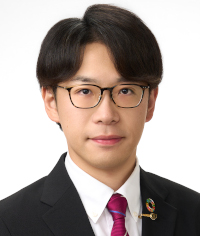 石井 一成